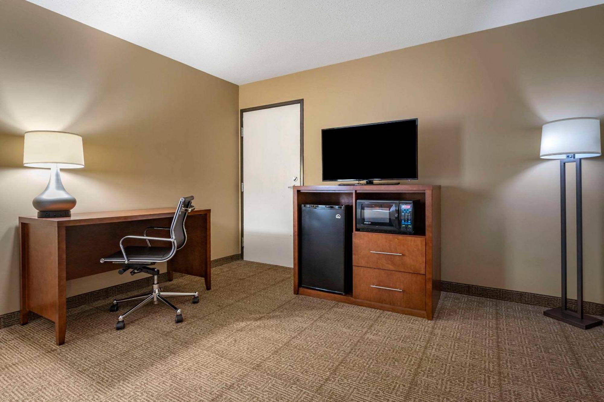 Comfort Inn Romeoville - Bolingbrook Exterior foto